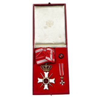 Original Sovereign Military Order of Malta neck cross with crossed swords including miniature decoration and presentation box.