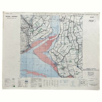 Originele Britse geheime militaire kaart van Oost-Vlissingen Zeeland uit 1944 met stellingen, pillboxen en Defence Overprint markeringen.