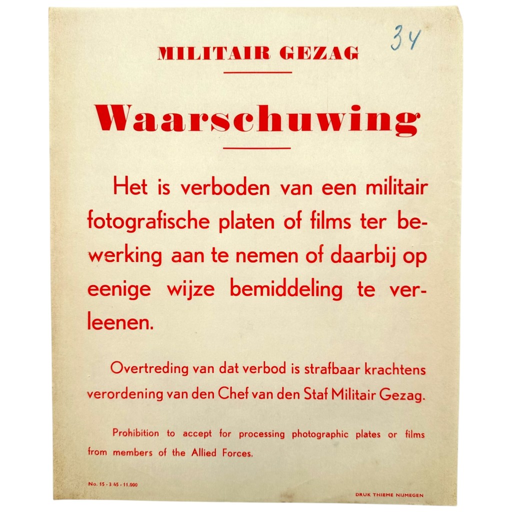Originele Nederlandse Militair Gezag waarschuwingsposter uit maart 1945 gedrukt in Nijmegen WWII bevrijding affiche.