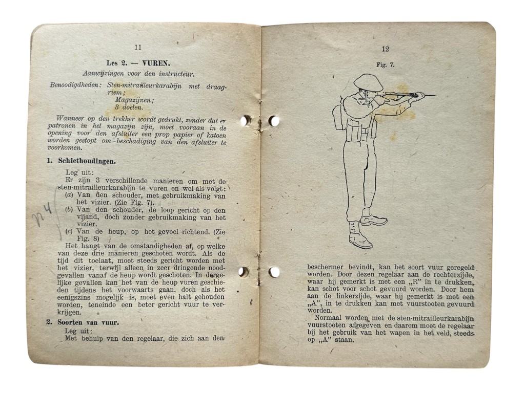 Original 1945 Dutch military instruction manual for the 9 mm STEN submachine carbine - Image 6