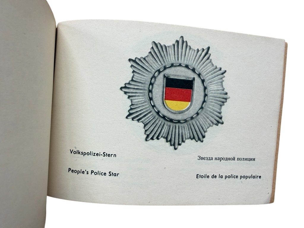 Original early DDR brochure titled ‘Medaillen und Abzeichen’ issued in 1951 by the Deutsche Demokratische Republik - Image 9