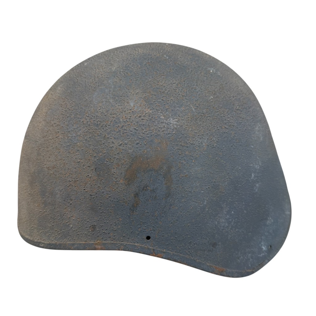 Original WWII US Navy MKII helmet with communication set - Image 4
