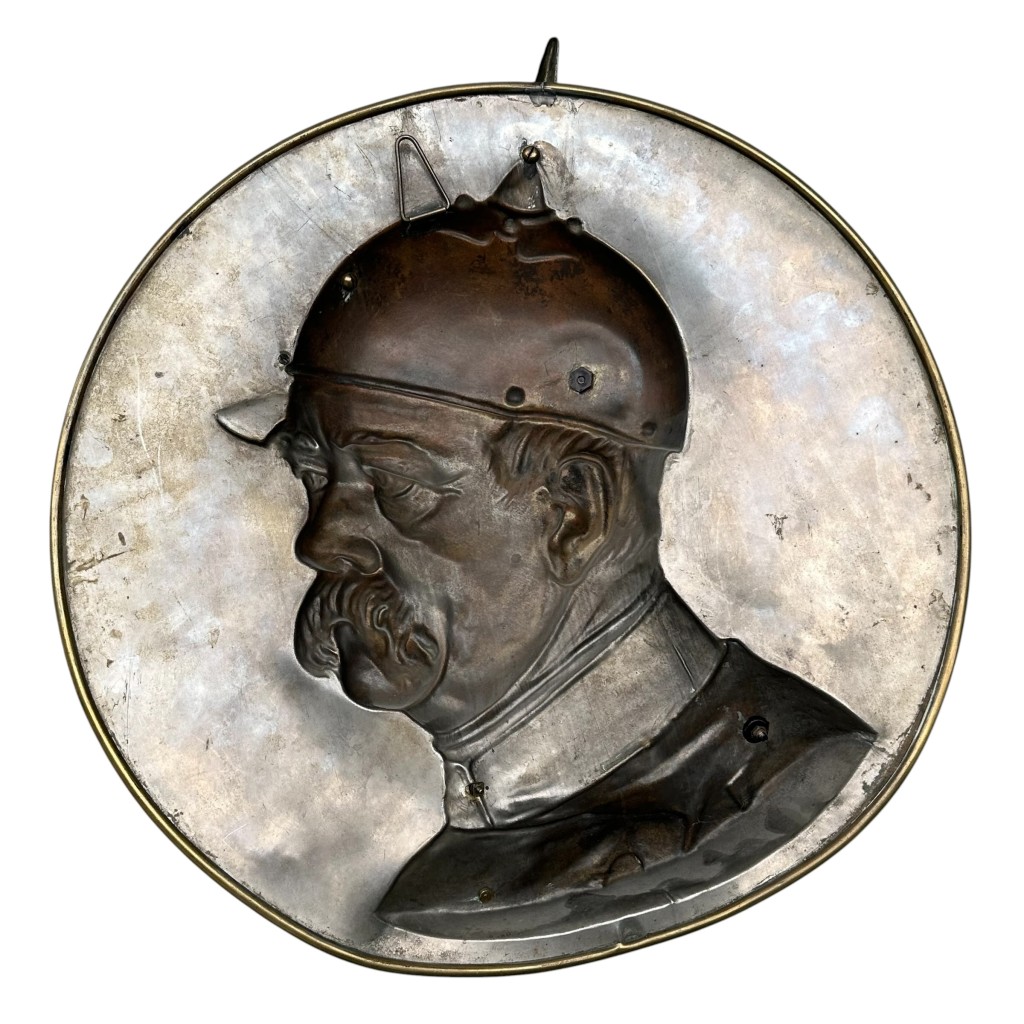 Original WW1 German Army metal wall plaque featuring Field Marshal Paul von Hindenburg - Image 5