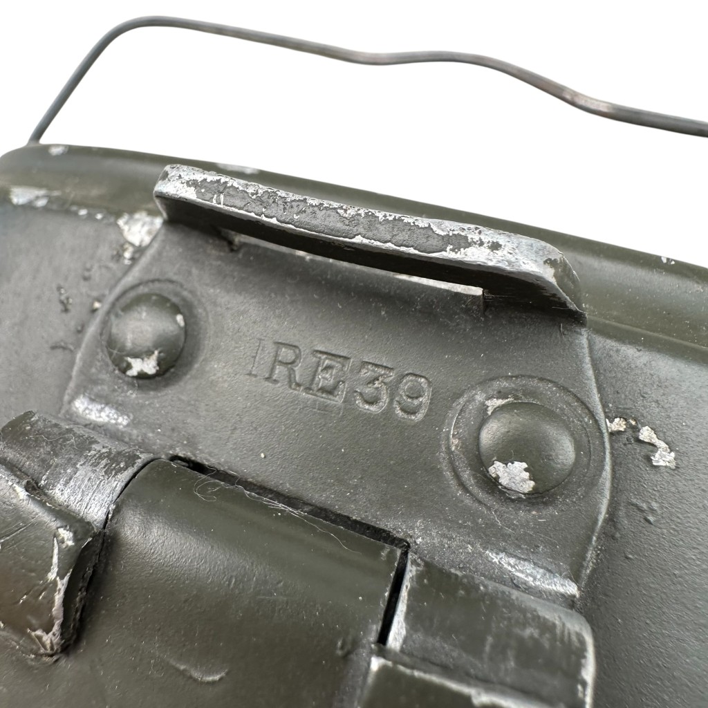 Original WWII German M31 mess kit - Image 2