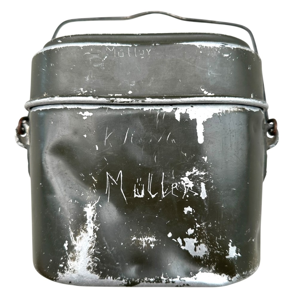 Original WWII German M31 mess kit - Image 5
