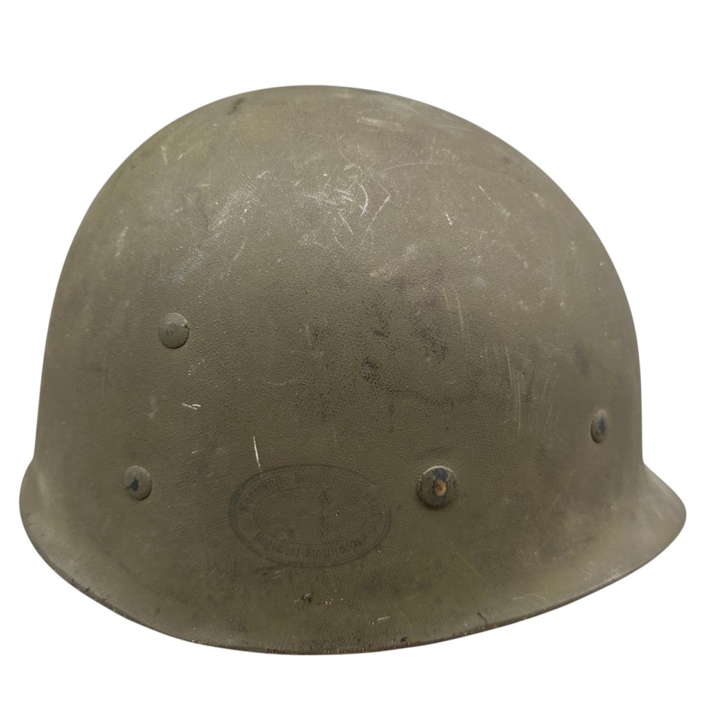 Original WWII US M1 Westinghouse helmet liner used by the Dutch Regiment Stoottroepen - Image 2