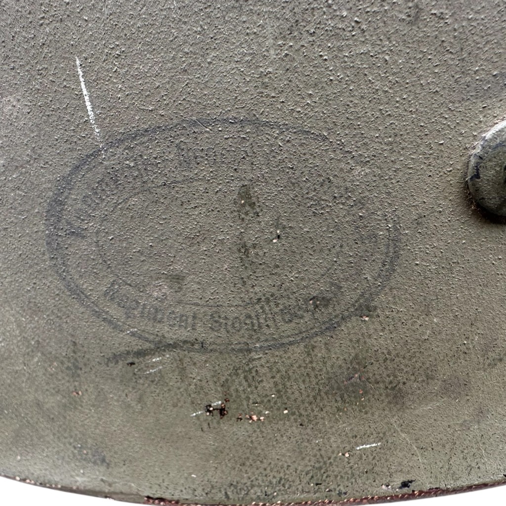 Original WWII US M1 Westinghouse helmet liner used by the Dutch Regiment Stoottroepen - Image 3