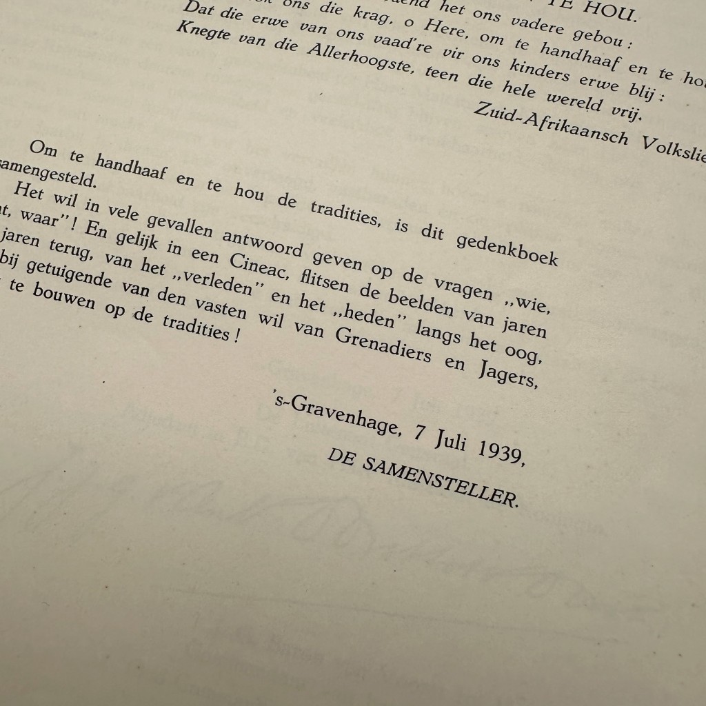 Original Pre 1940 Dutch military commemorative volume titled "Gedenkboek Grenadiers en Jagers 1929-1939", compiled by A.A. Schwing, Captain of the Jagers - Image 3