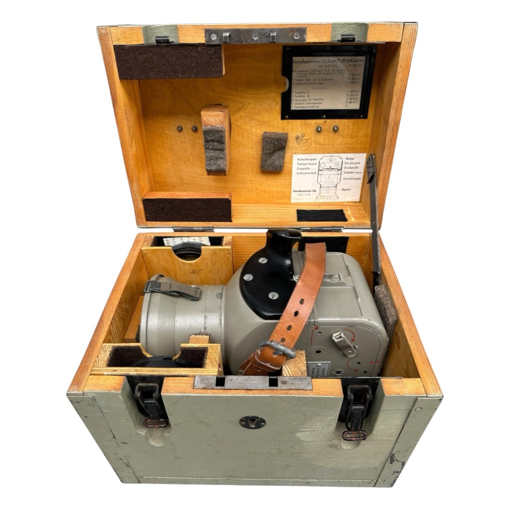 Original WWII German Luftwaffe Handkammer Hk 12.5/7x9 aerial reconnaissance camera in box