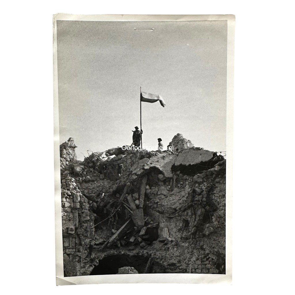 Original WWII Polish photo of the capture of Monte Cassino in Italy