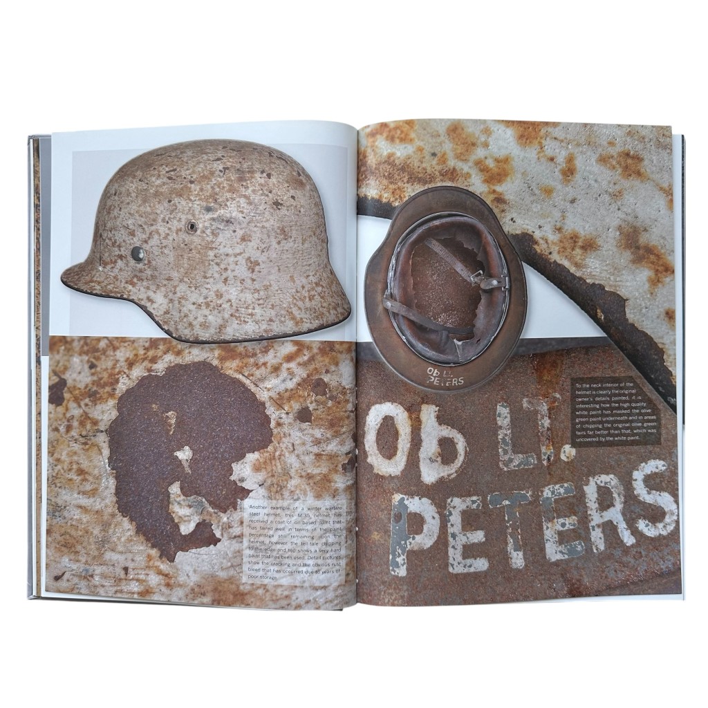 Reference book 'Tarnfarben Volume 2' by author Oliver Lock