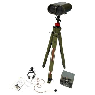 Original rare German WWII Lichtsprechgerät 80 complete set with tripod, amplifier, headset, manual and original period photograph for collectors.