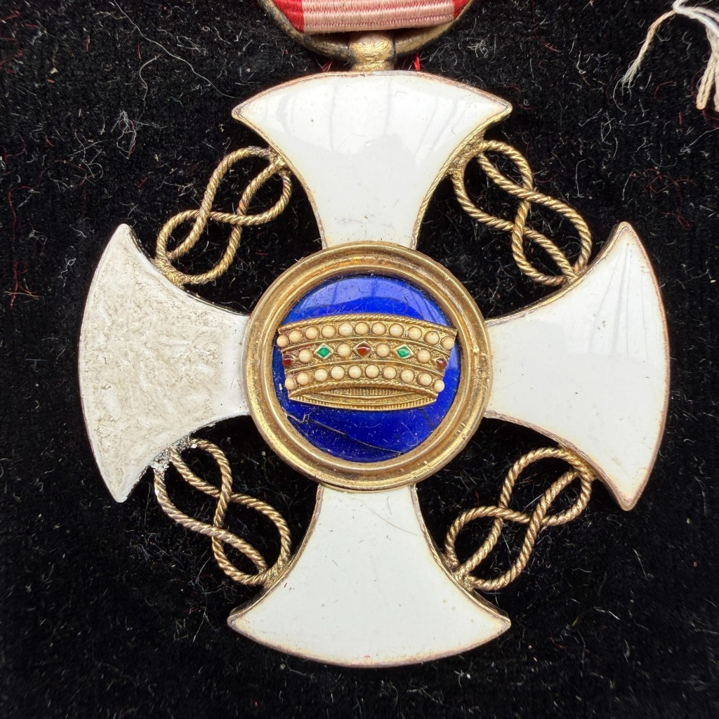 Original Knight's Cross of the Order of the Crown of Italy from the period of the Kingdom of Italy in case - Image 6