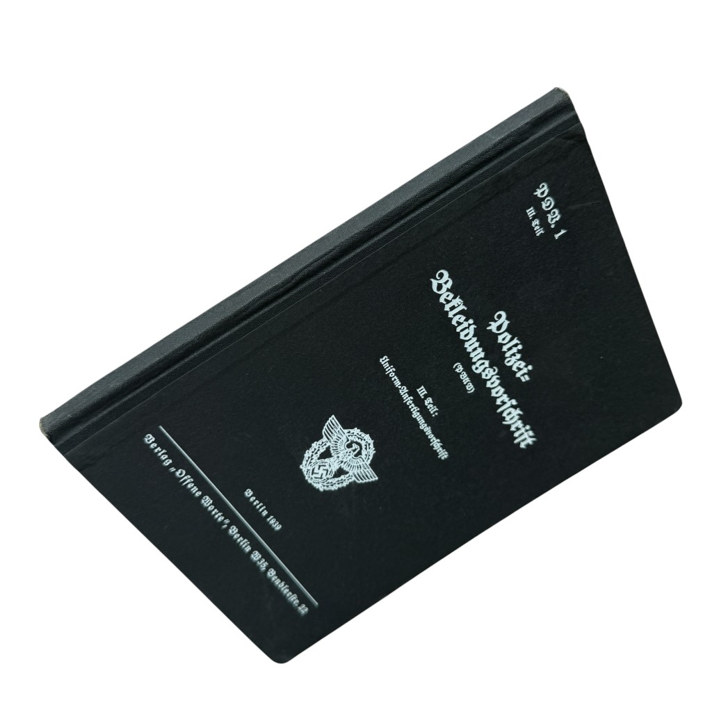 Original WWII German Polizei-Bekleidungsvorschrift from 1939 - Image 2