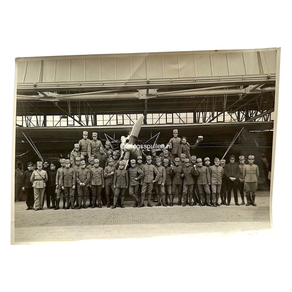 Original Pre 1940 Dutch Luchtvaart Afdeling photo - Image 2