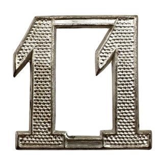 Dit type embleem werd gedragen door Nederlandse militairen op de sjako model 1912 tot en met 1923.