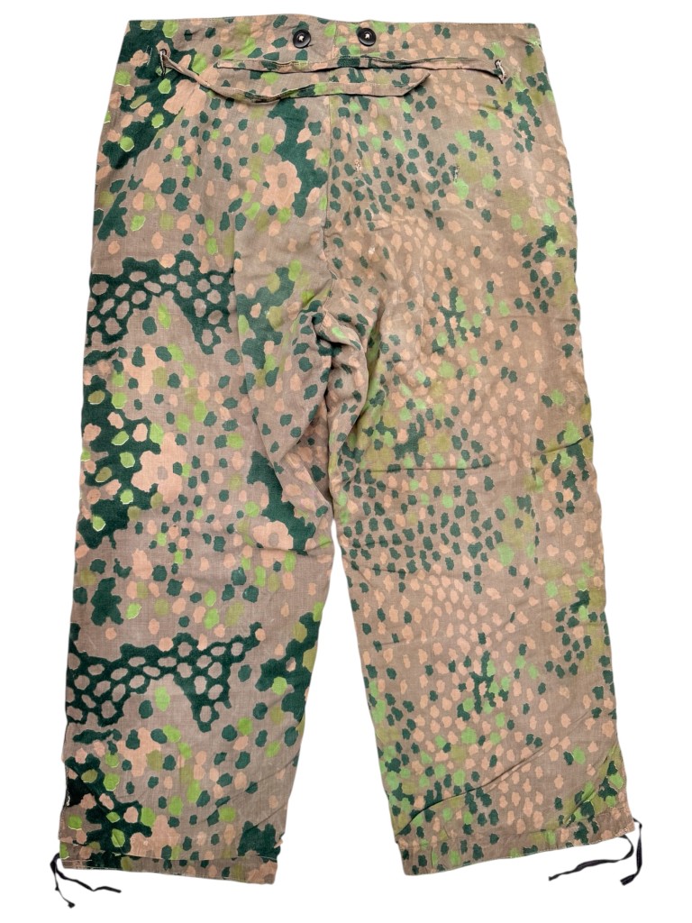 Original WWII German Waffen-SS reversible winter Erbsentarnmuster Wendetarnhose camouflage trousers - Image 5