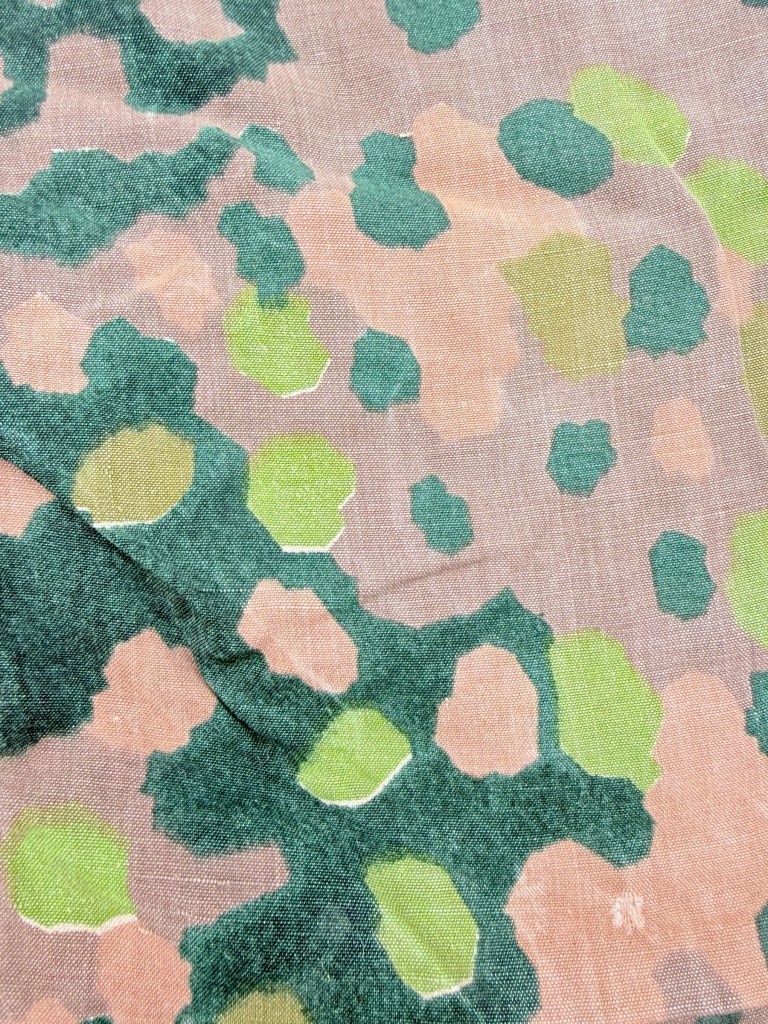 Original WWII German Waffen-SS reversible winter Erbsentarnmuster Wendetarnhose camouflage trousers - Image 13