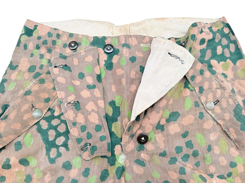 Original WWII German Waffen-SS reversible winter Erbsentarnmuster Wendetarnhose camouflage trousers - Image 7