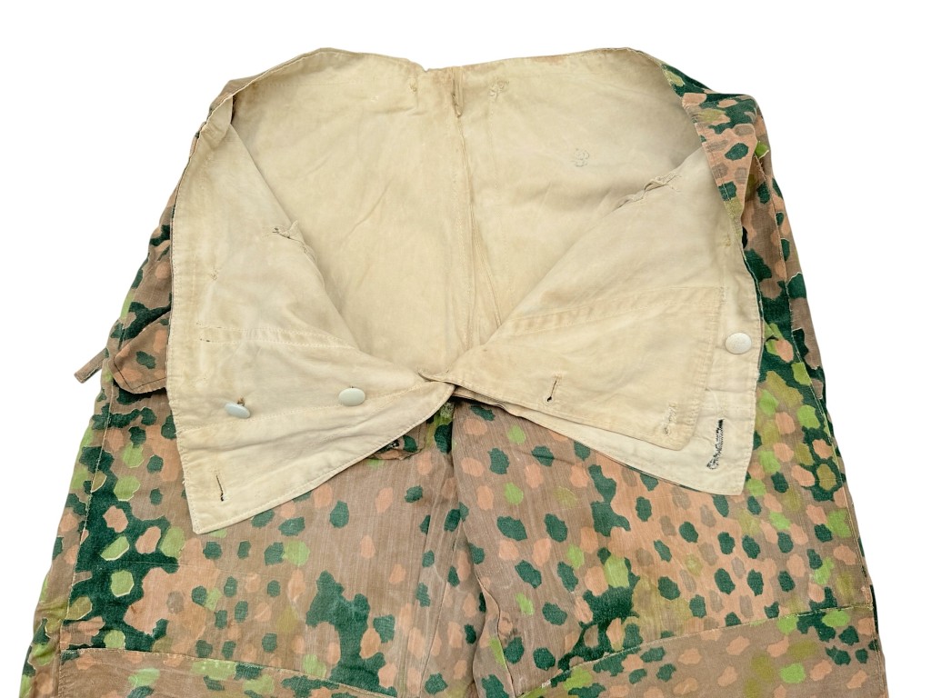 Original WWII German Waffen-SS reversible winter Erbsentarnmuster Wendetarnhose camouflage trousers - Image 8