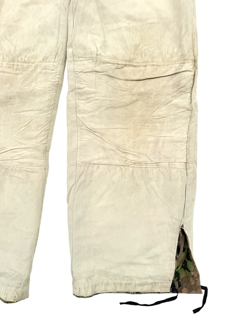 Original WWII German Waffen-SS reversible winter Erbsentarnmuster Wendetarnhose camouflage trousers - Image 24