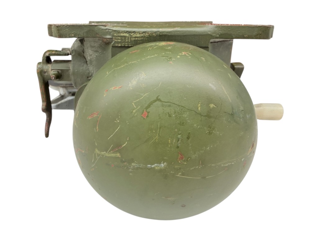Original WWII German Siemens bunker telephone - Image 7