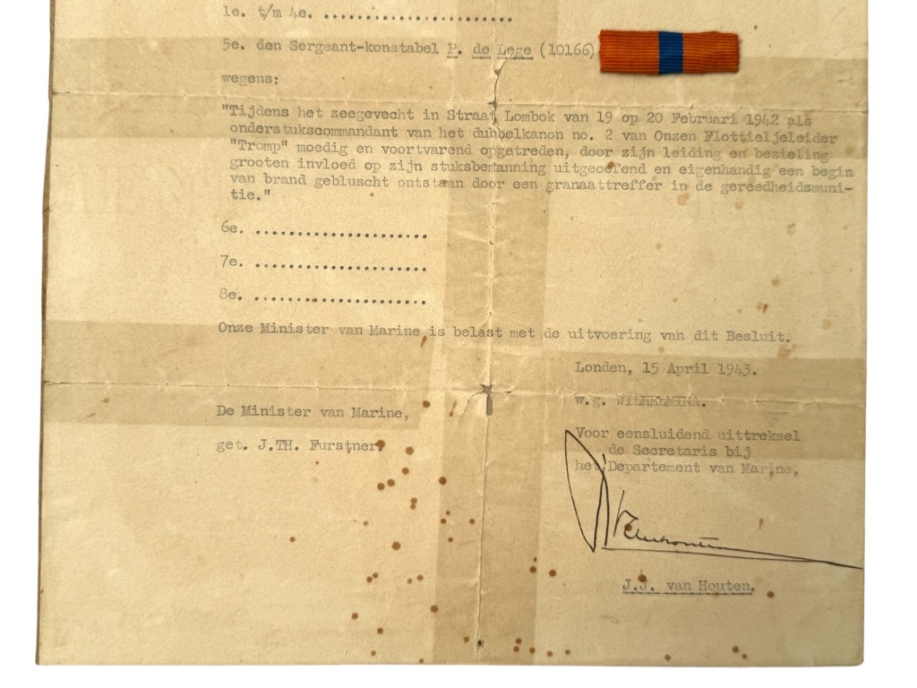 Original WWII Dutch Bronze Cross Award Document – Battle of Badung Strait 1942 – P. de Lege - Image 4