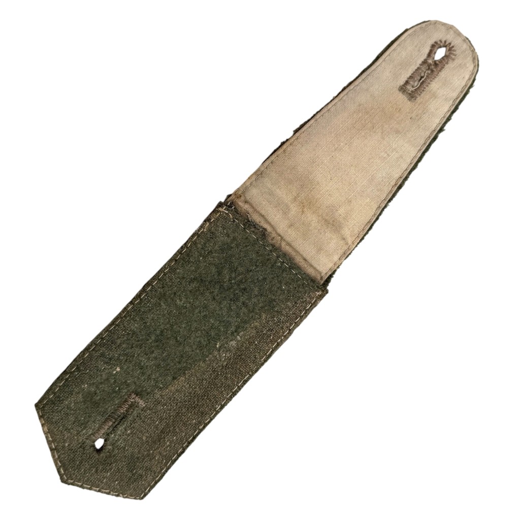 Original WWII German Kriegsmarine Coastal Artillery Shoulder Board - Image 4