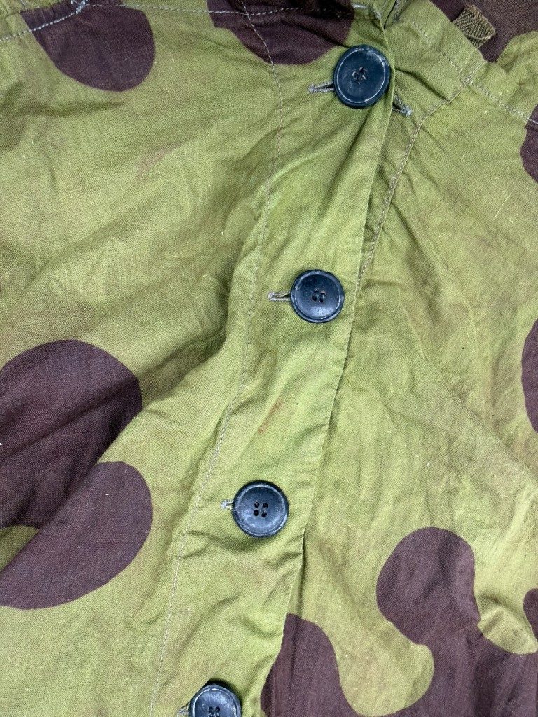 Original WWII Soviet Russian 'Amoeba' Sniper & Reconnaissance Camouflage Smock – 1941 Dated - Image 7