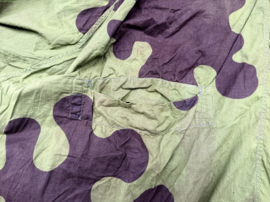 Original WWII Soviet Russian 'Amoeba' Sniper & Reconnaissance Camouflage Smock – 1941 Dated - Image 11