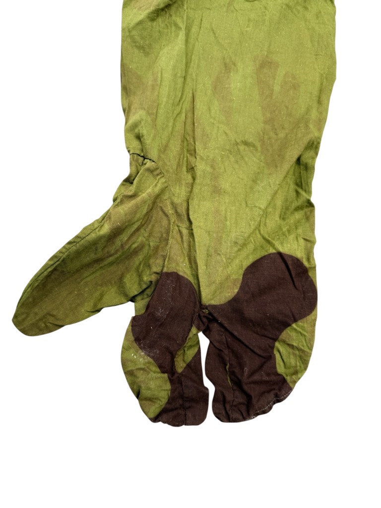 Original WWII Soviet Russian 'Amoeba' Sniper & Reconnaissance Camouflage Smock – 1941 Dated - Image 14