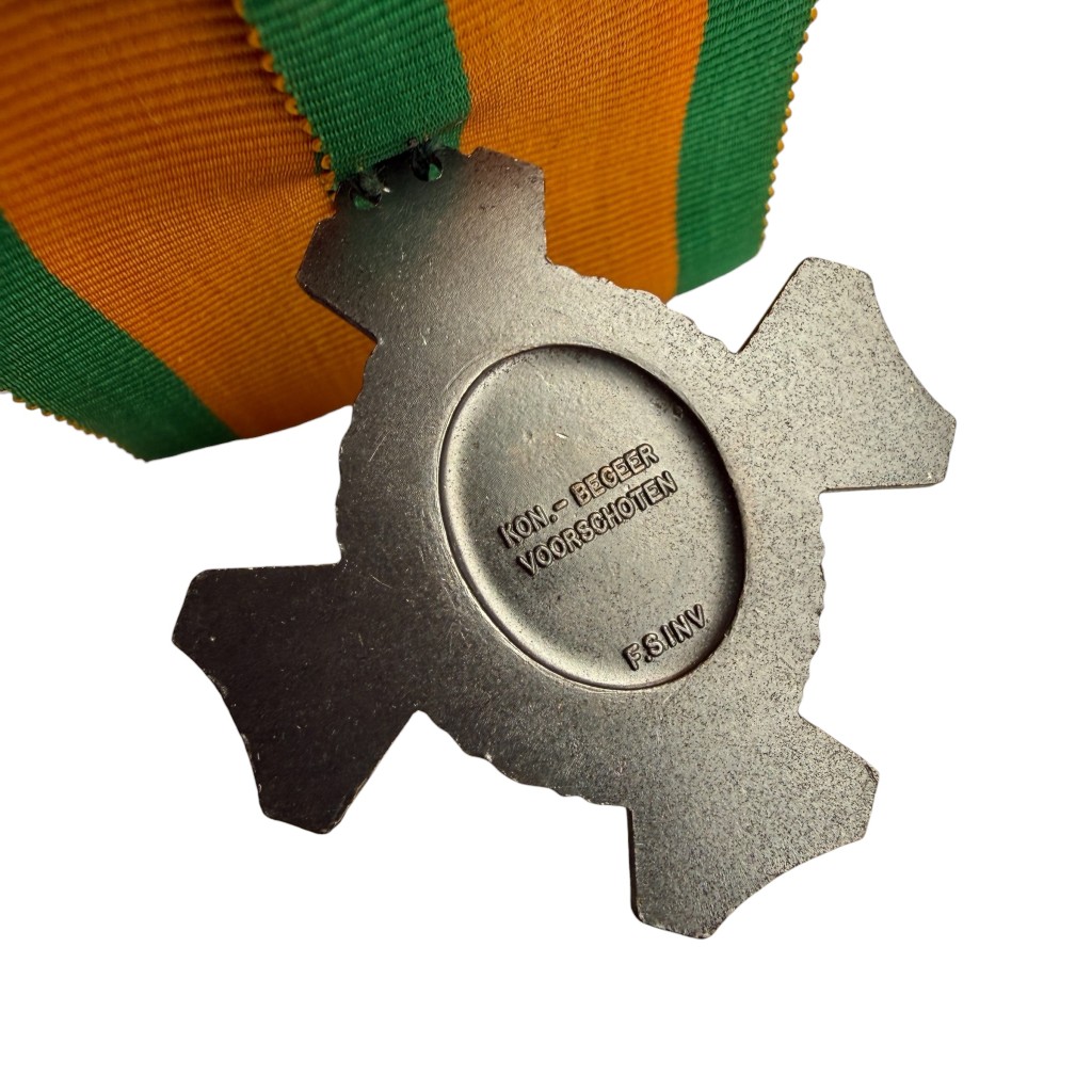 Original WWII Dutch Oorlogsherinneringskruis - Image 3