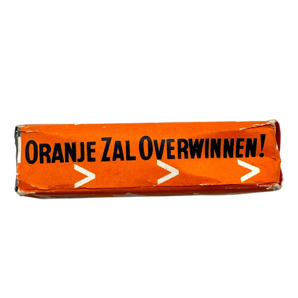 Original WWII Dutch Cigarette Pack Dropped by Allied Aircraft - Oranje zal Overwinnen 1941 - Image 6