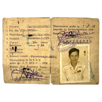 Original 1952 Indonesian military identity card CTN Corps Tjadangan Nasional Pawirosumintro Purworedjo Indonesia militaria.