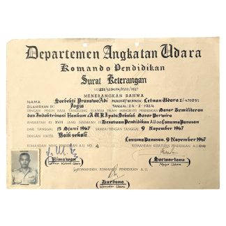 Original 1967 Indonesian AURI Air Force officer certificate of Letnan Udara II Soebekti Pranowo Adi with uniform photo and signatures.