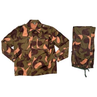Original Hungarian M49/82 Rába Swirl camouflage uniform field jacket trousers Cold War Hungarian militaria Warsaw Pact camouflage collector