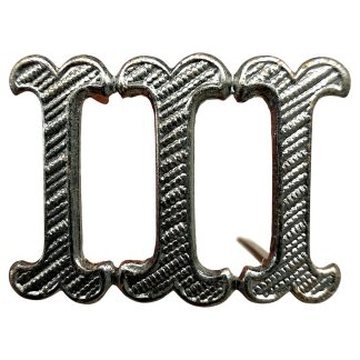 Original Pre 1940 Dutch army III division number 'Kepie' cap insignia 18mm
