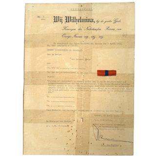 Originele WWII Nederlandse Bronzen Kruis oorkonde P. de Lege Hr.Ms. Tromp Straat Lombok 1942 Nederlands-Indië Koninklijke Marine.