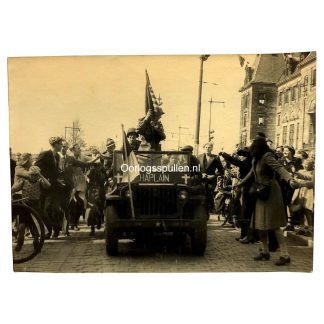Original WWII Dutch NBS Liberation photo US Army Jeep Chaplain Coolsingel Rotterdam 1945