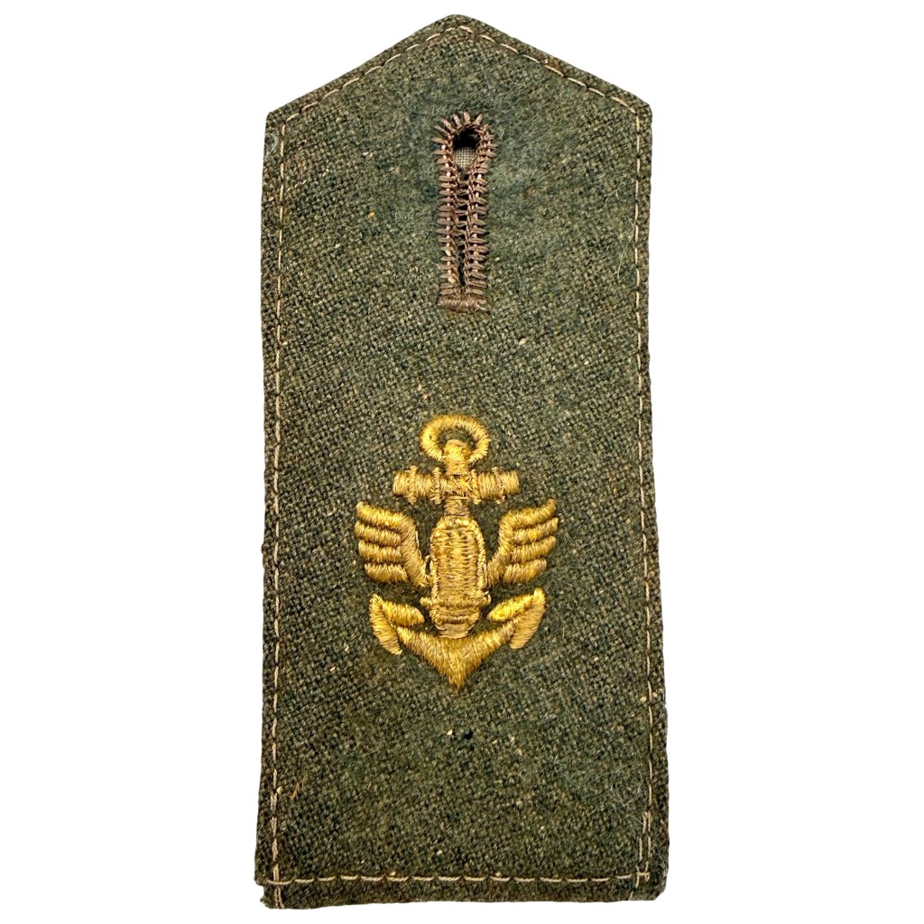 Original WWII German Kriegsmarine Coastal Artillery Shoulder Board
