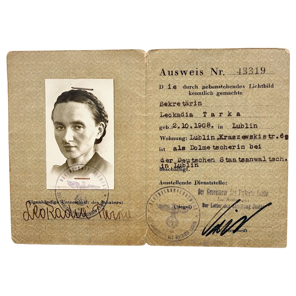 Original WWII German Personal-Ausweis Leokadia Tarka Lublin Staatsanwaltschaft 1943
