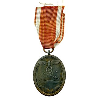 Original WWII German West Wall Medal Deutsches Schutzwall-Ehrenzeichen 1939 with ribbon Third Reich military decoration for collectors.