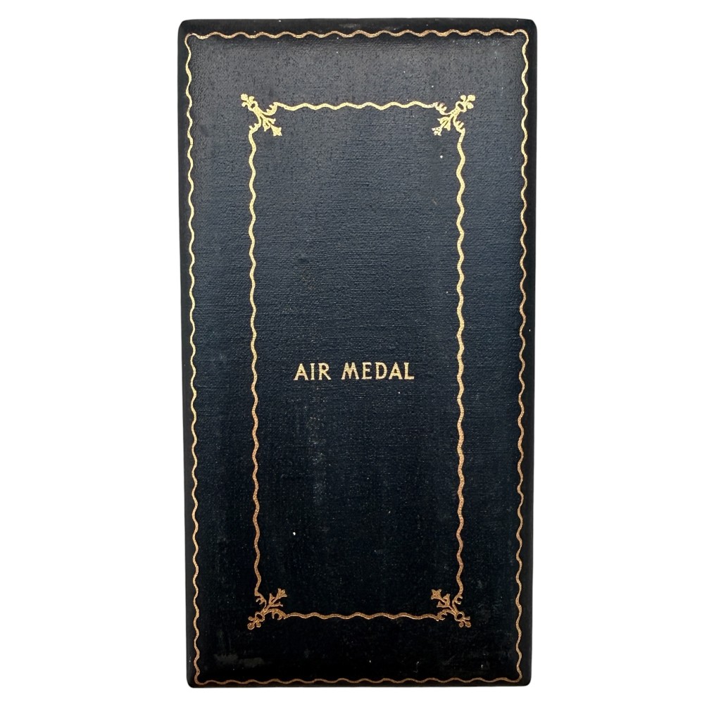 Original WWII US Air medal in box