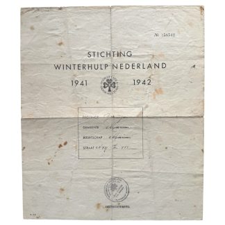 Origineel WWII Winterhulp Nederland document 1941 1942 Marum Groningen collectelijst met namen huisnummers bedragen en WHN dienststempel.