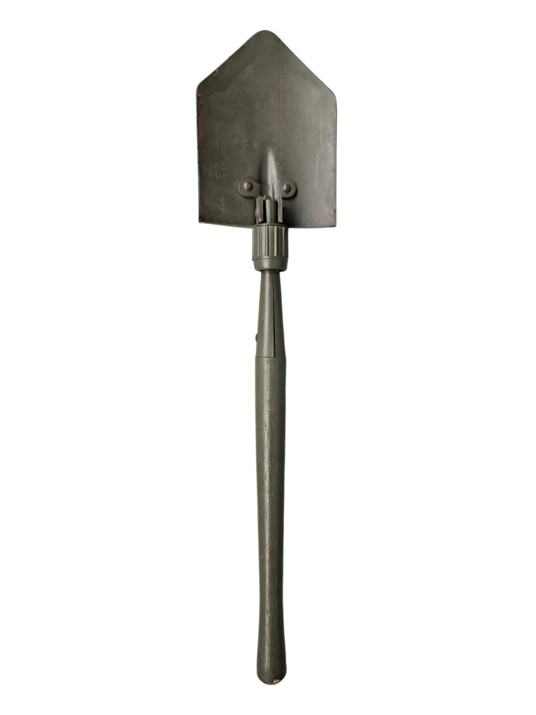Original WWII US Army M-1943 shovel with Carrier 1944/1945 - Image 4