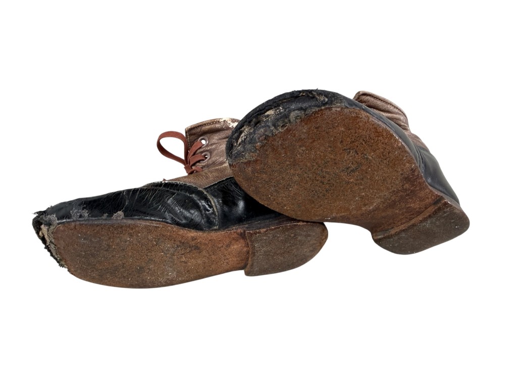 Original WWII German Kriegsmarine Child’s ‘Colani’ Uniform Jacket with shoes and bust - Afbeelding 11