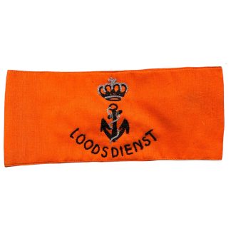 Originele jaren 1945-1950 Nederlandse Loodsdienst armband met gekroond anker, oranje stof en leren sluiting van het Nederlandse Loodswezen
