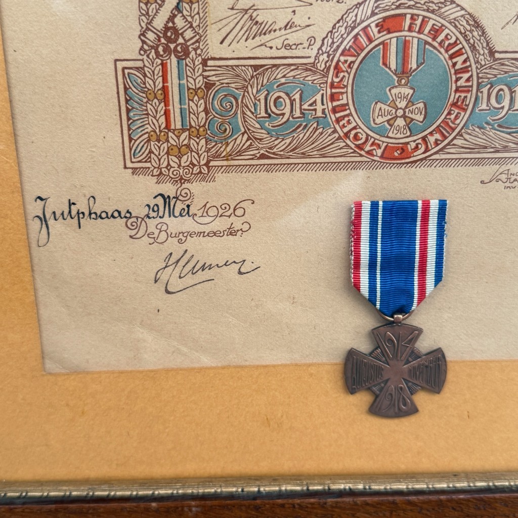 Original Pre-WWII Dutch Mobilisation Cross 1914-1918 with Named Award Certificate Utrecht 1926