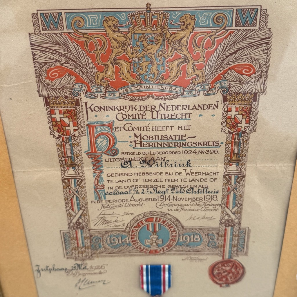Original Pre-WWII Dutch Mobilisation Cross 1914-1918 with Named Award Certificate Utrecht 1926