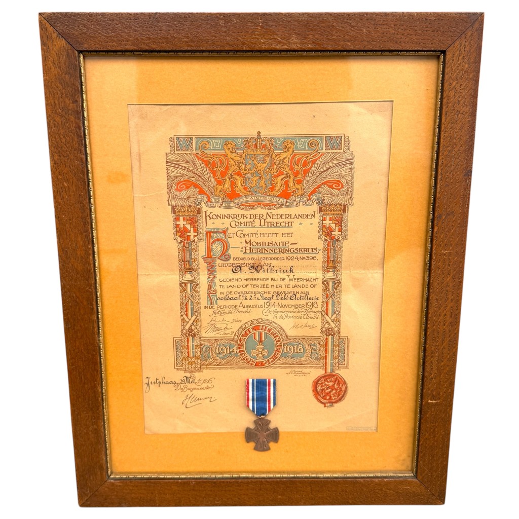 Origineel Nederlands Mobilisatie-Herinneringskruis 1914-1918 met oorkonde G. Bijlbrink 2e Regiment Veldartillerie Zuilen 1926.